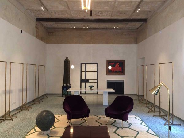 2014-palazzo-mignanelli-roma-with-dca3E88E571-7FCE-8EFA-8DE0-6A52E1394E28.jpg