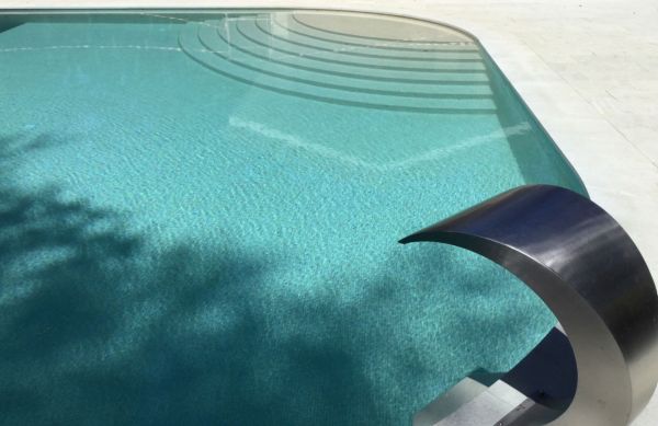 c3-private-swimming-pool-spa-2017D8493B97-7776-FAFA-E554-D1F3BD7B6402.jpg